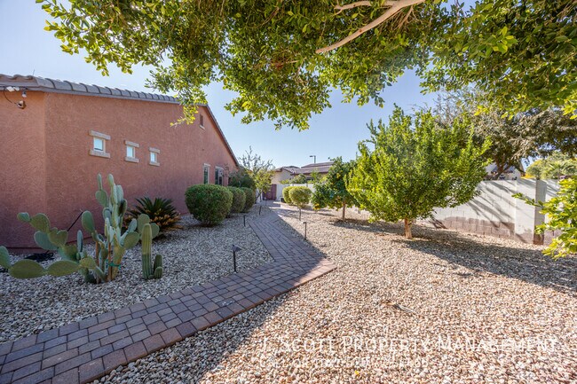 Building Photo - 15646 W Ashland Ave