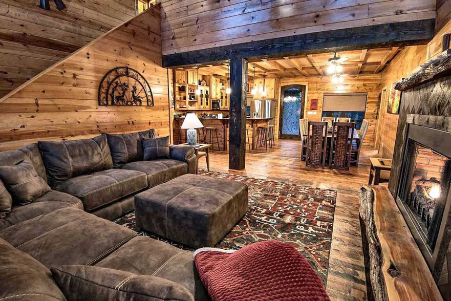 Building Photo - 118 Pecan Bend Ln