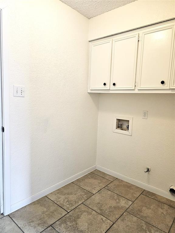 Building Photo - 1747 Horseshoe Cir