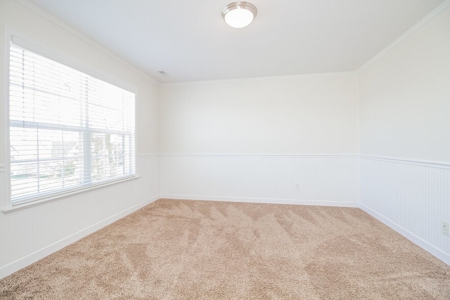Building Photo - 3306 Hamberton Cir
