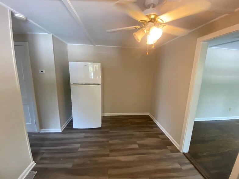Dining Area - 2 Hasbrouck Ave