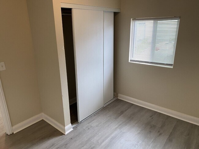 Building Photo - Charming 2 Bedroom, 1 Bathroom Unit in Vallejo!