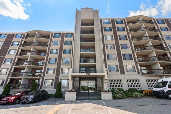 Building Photo - 1500 Worcester Rd