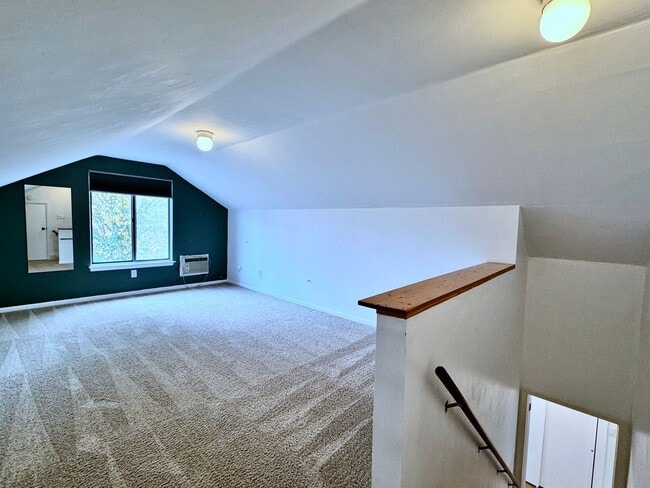 Building Photo - READY NOW!! 4-Bedroom Home in Lake Trant w/Attached Garage! Pet Friendly!