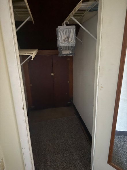 Building Photo - 1344 E College Ave