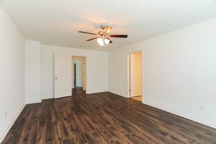 Building Photo - 5631 Timber Leaf Lp