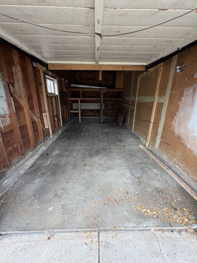 Building Photo - 2525 S Cherokee St