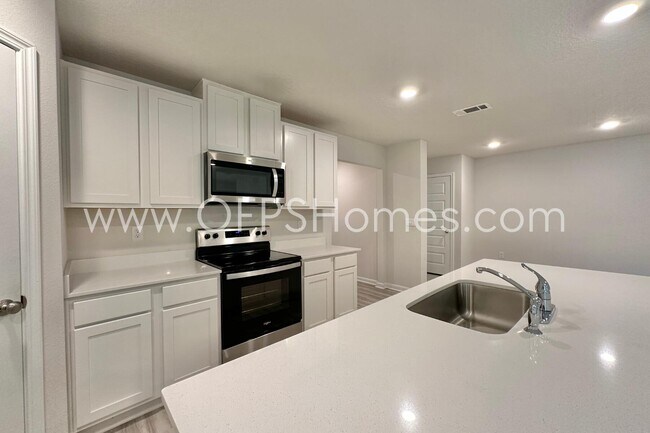 Building Photo - 2640 Saltgrass Wy