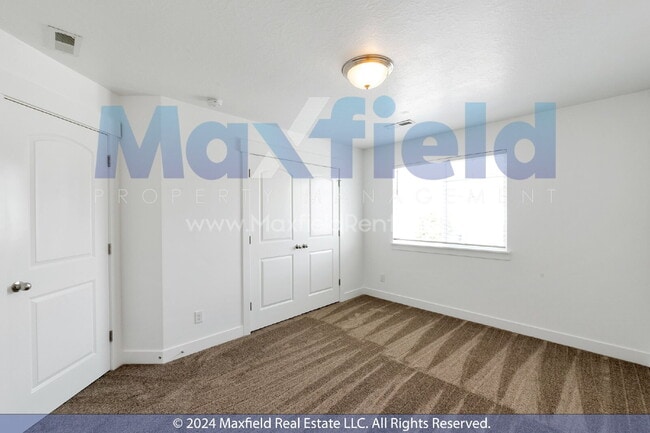 Building Photo - Small Pet Friendly - Lehi Townhome 3 BD 3 BA 2 GA