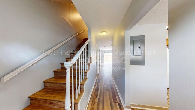 Building Photo - 11406 Bedford Oaks Dr