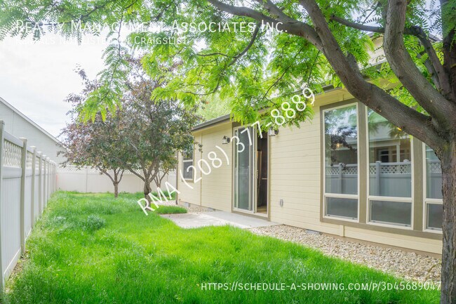 Building Photo - 5050 N Cortona Way