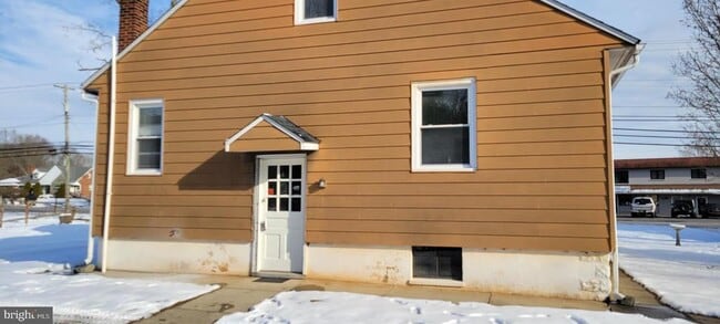 Building Photo - 475 White Horse Pike