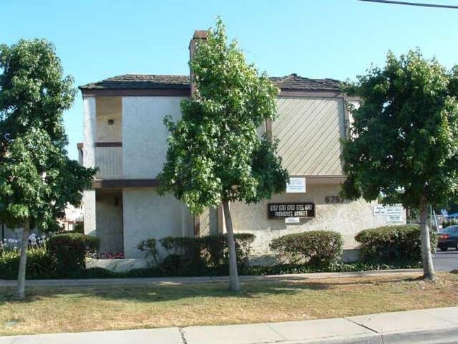 Building Photo - Townhome 2 Bed/1.5 Bath for Rent at Colony Park!