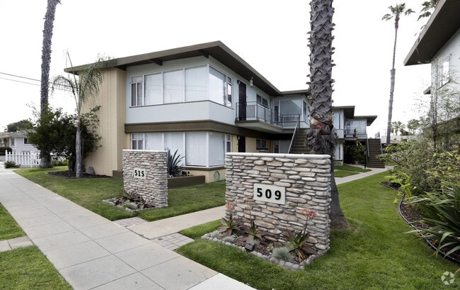 Building Photo - Johanna Apartments
