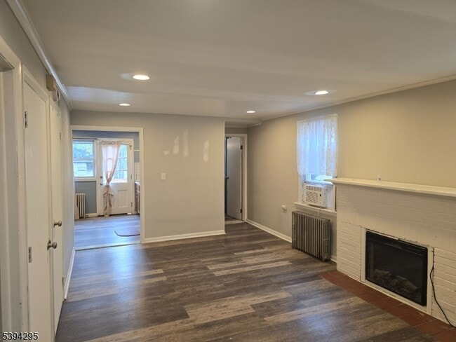 Building Photo - 38 Hamilton Rd