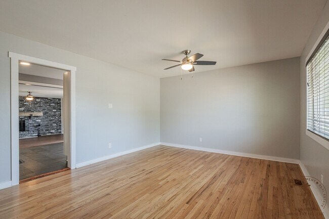 Building Photo - 2118 N 22nd St