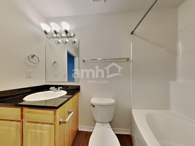 Building Photo - 2612 N Kristy Ave