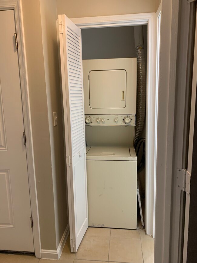 Laundry Area in Unit - 4454 Lord Loudoun Ct