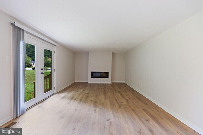 Building Photo - 10006 Bald Hill Rd