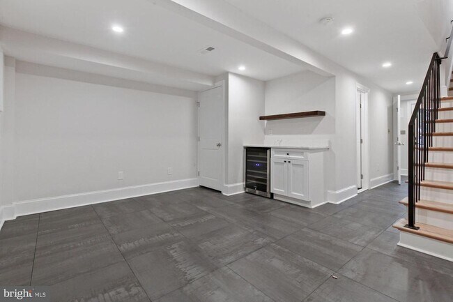 Building Photo - 3728 9th St NW