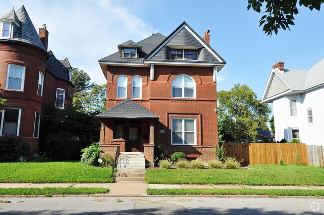 Building Photo - 3103 Shenandoah Ave
