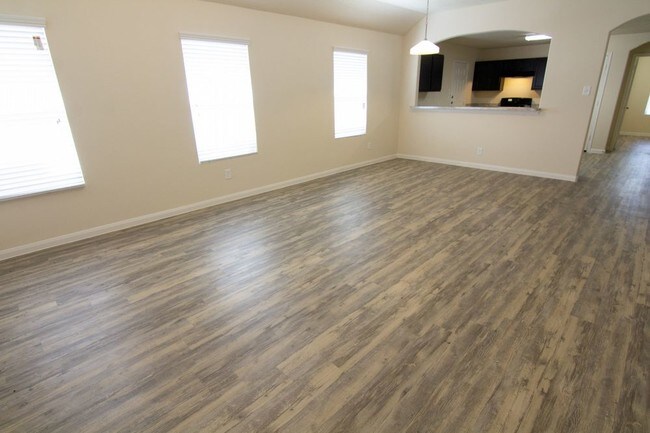Building Photo - 13203 Italian Cypress Trail