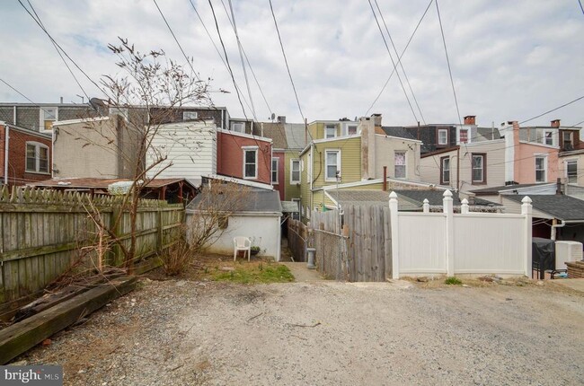 Building Photo - 1047 N 12th St