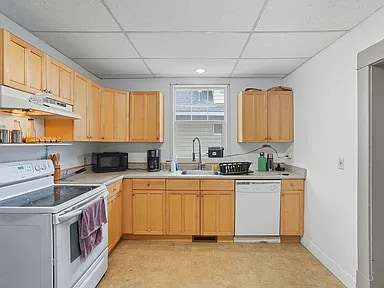 Building Photo - 911 E Illinois Ave