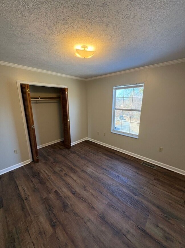 Building Photo - 4051 Wynn St