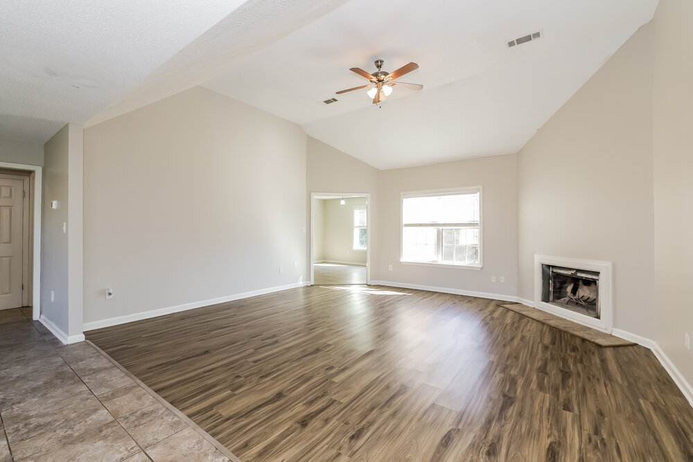 Building Photo - 3910 Pecanville Cove