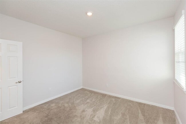 Building Photo - 1119 Lady Gouldian Ct