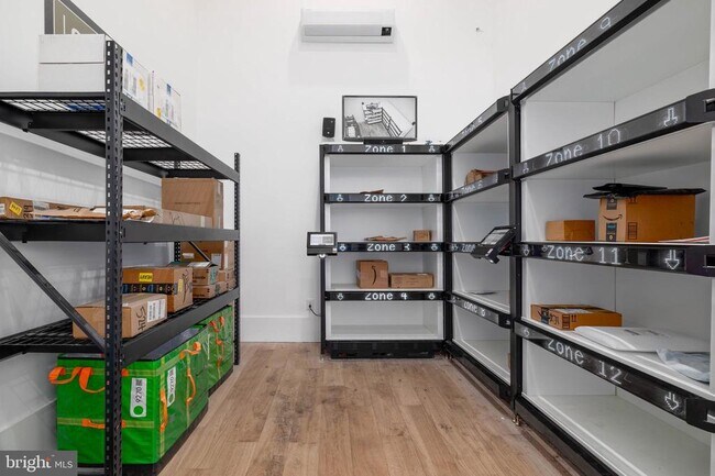 Building Photo - 2101 Washington Ave