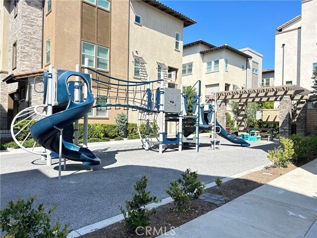 Building Photo - 35 Hideaway Loop