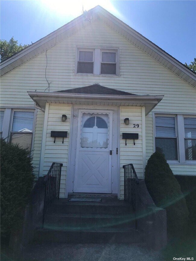 Building Photo - 29 Nostrand St