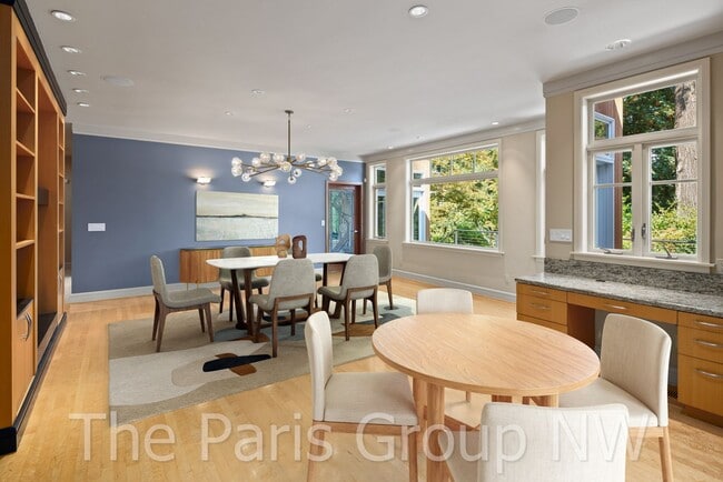 Building Photo - Extraordinary Custom Enatai Home *4min to DT Bellevue *High End Finishes * Central AC *EV Charger