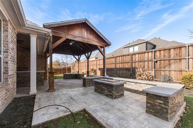 Building Photo - 2911 Redfern Dr