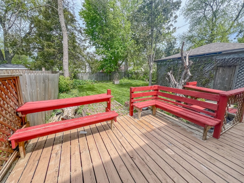 Building Photo - 1218 Bluff Ave