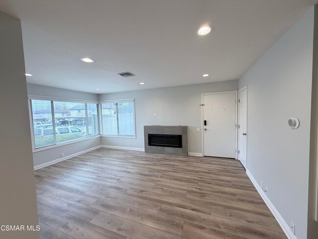 Building Photo - 2156 Sonoma Ct