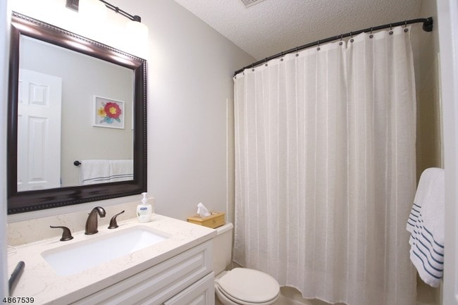 Building Photo - 303 Brokaw Ct