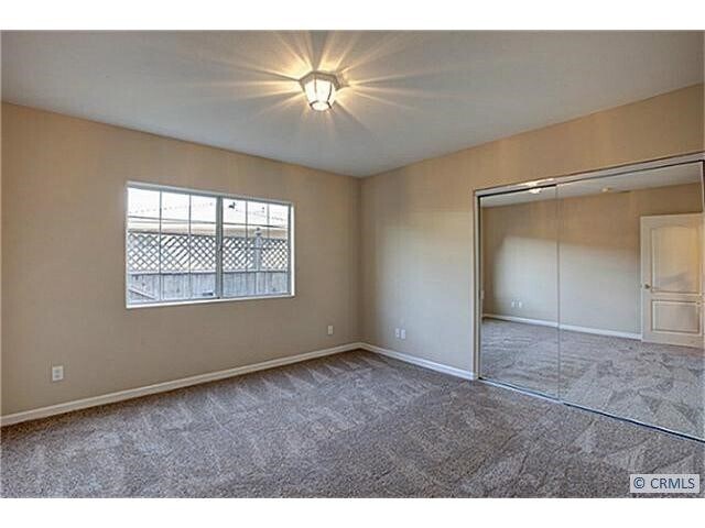 Building Photo - 9351 Russell St