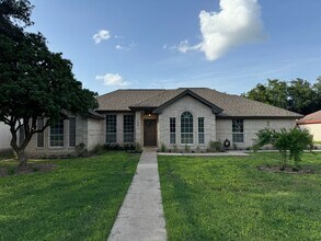 Building Photo - 1703 Terrace Dr
