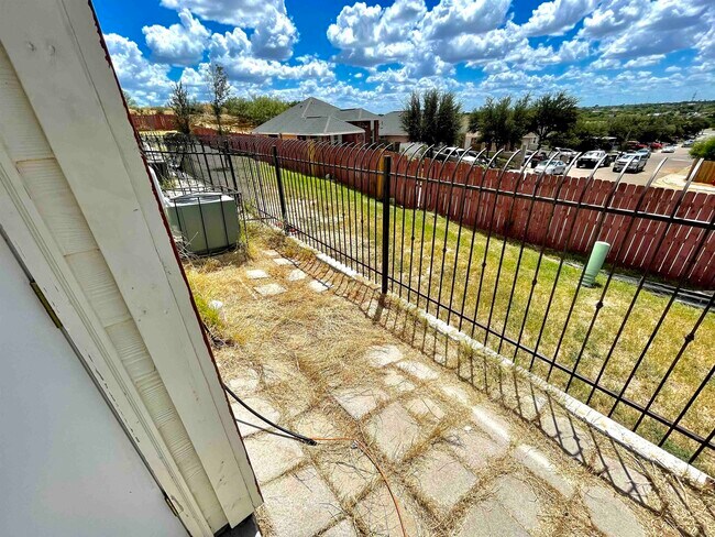 Building Photo - 4246 Dorel Dr