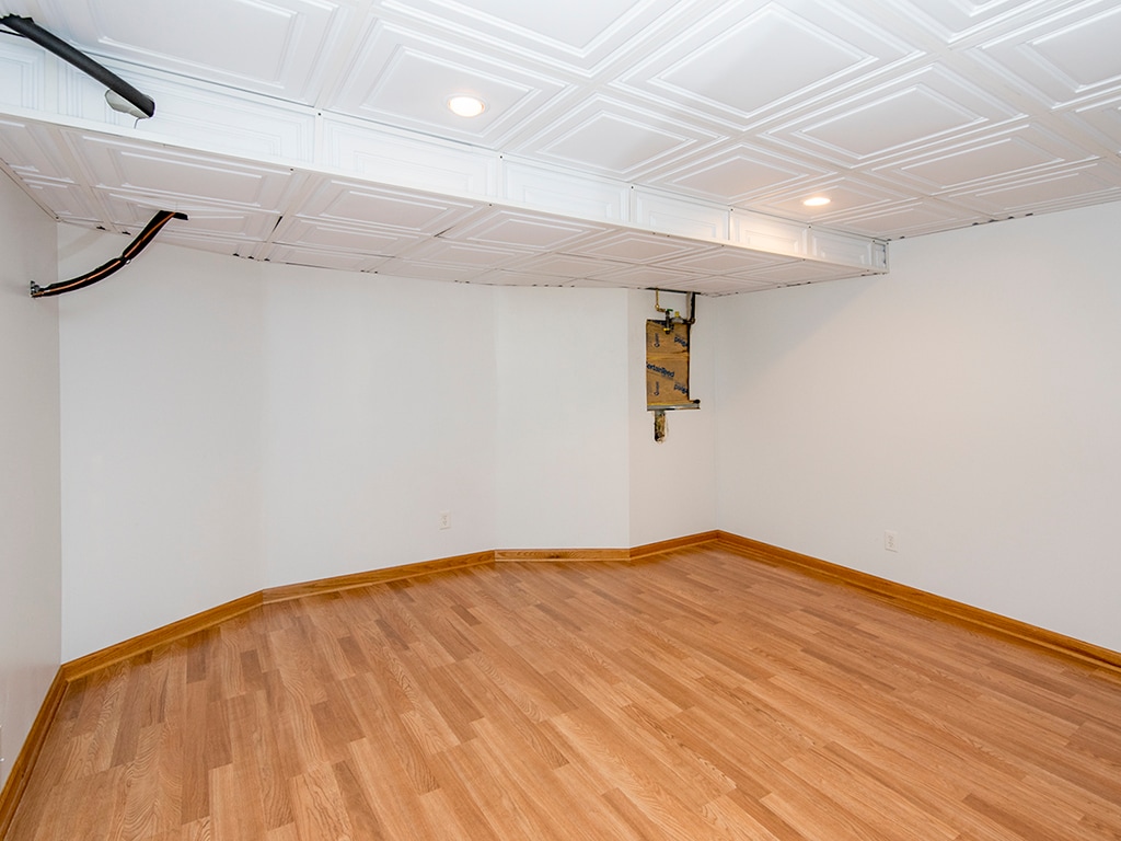 Building Photo - 961 18th Ave SE