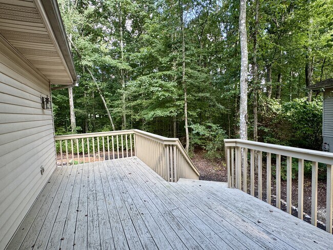 Building Photo - 310 Paoli Trce