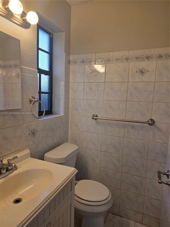 Building Photo - 4138 NW 12th Terrace