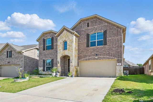 Building Photo - 1501 Lake Grove Dr