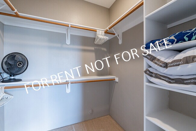 Building Photo - 12765 Walking Deer Pl