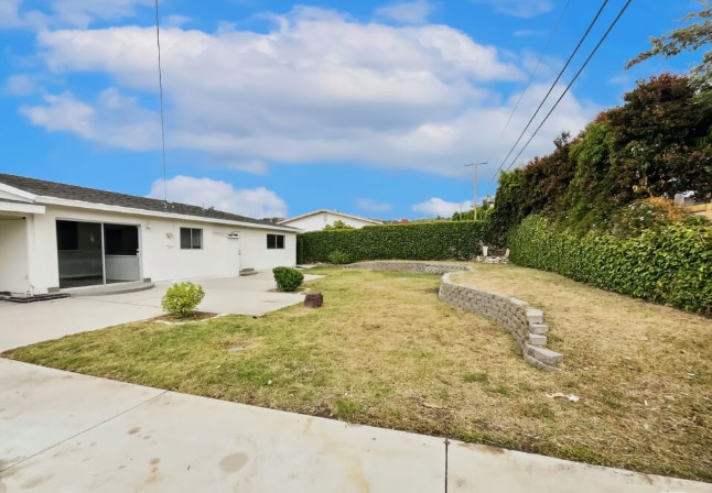 Building Photo - 174 Gardenia Ave