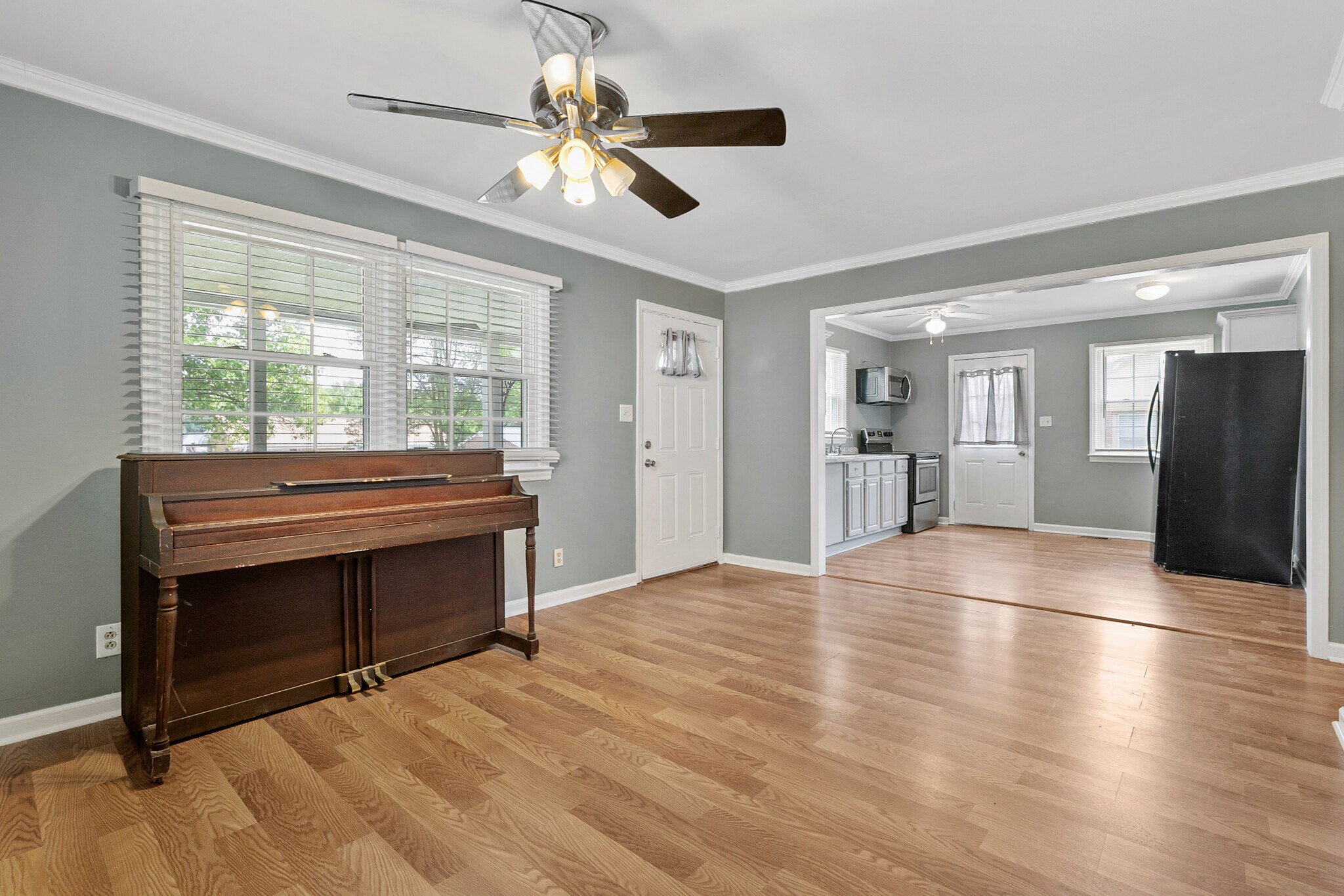 Building Photo - 1408 Ardmore Dr