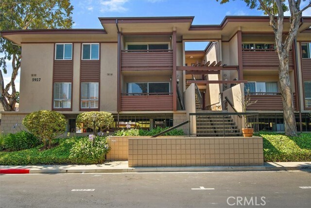 Building Photo - 5927 Armaga Spring Rd